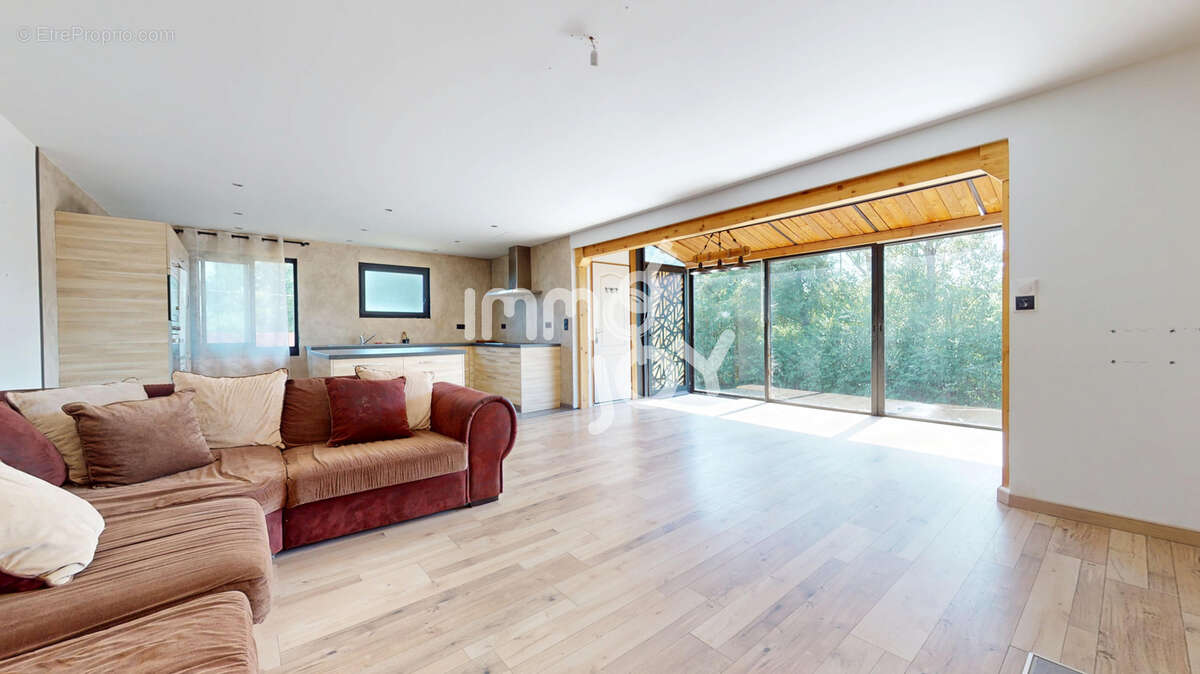 Maison T4 de 116m2 habitable sur 850m2 de terrain - photo 8
