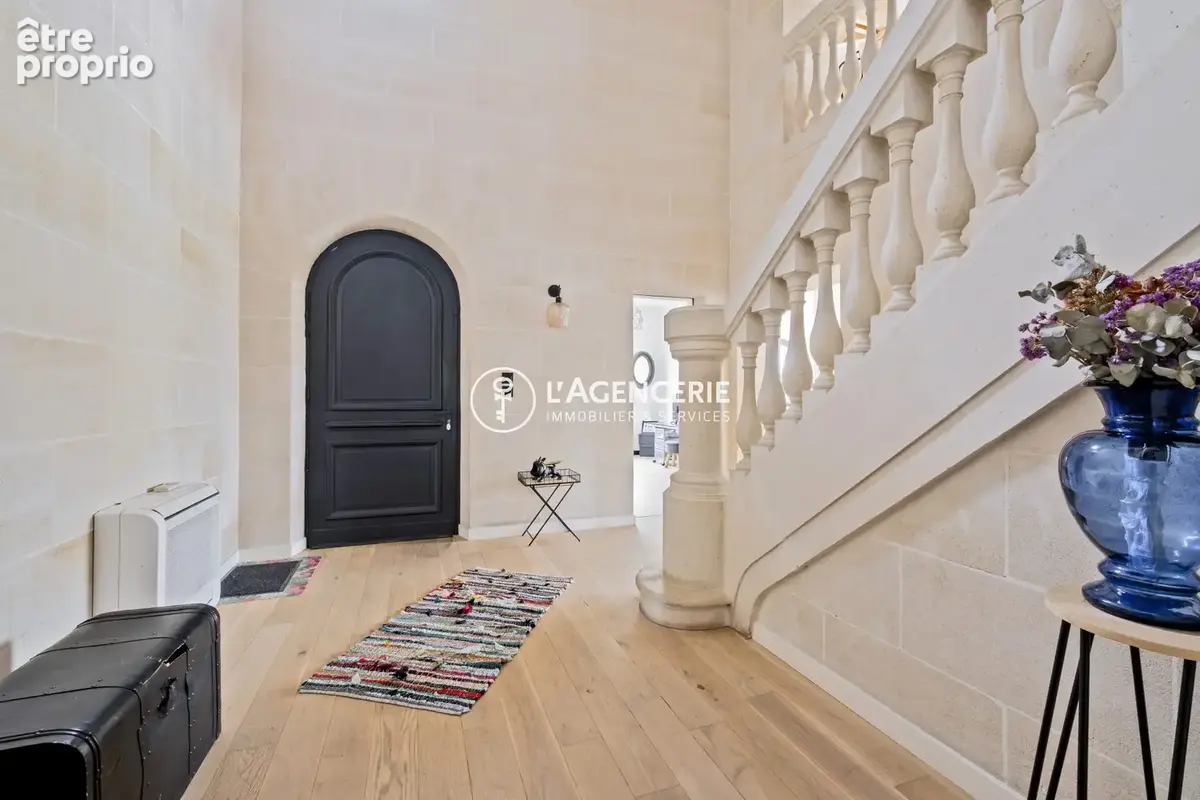 Maison 7 pièces 265 m² à vendre à Carbon-Blanc (33560) - photo 7