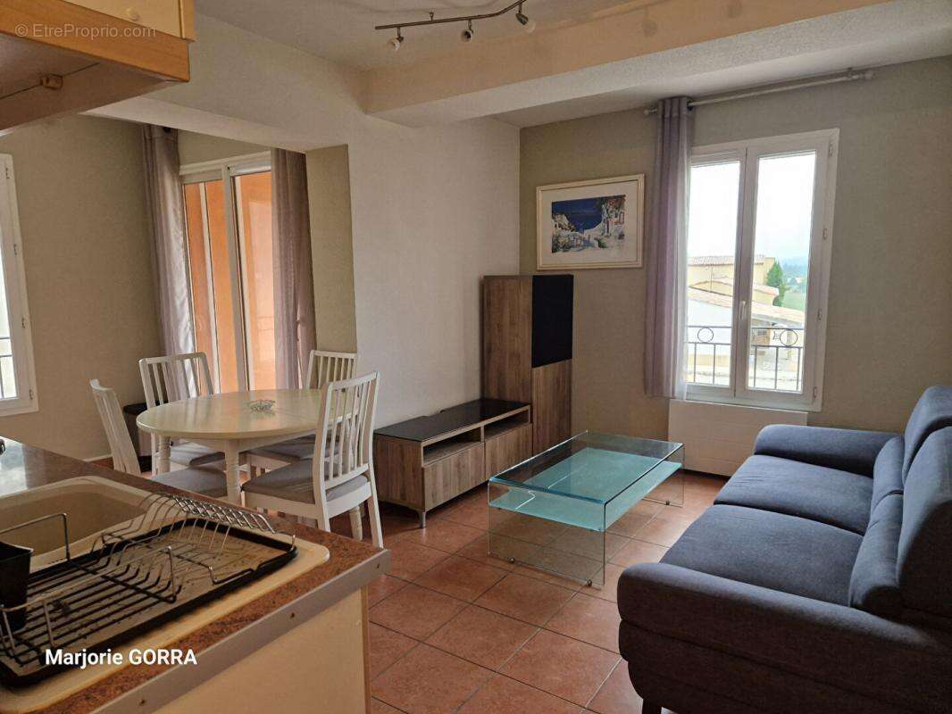 Appartement à PLAN-D'AUPS-SAINTE-BAUME