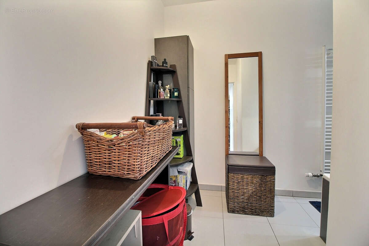 Appartement à COLOMBES