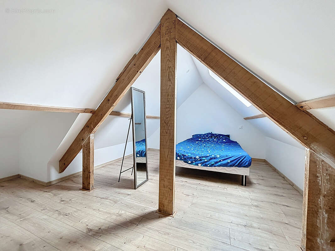 Maison à NEUFMESNIL