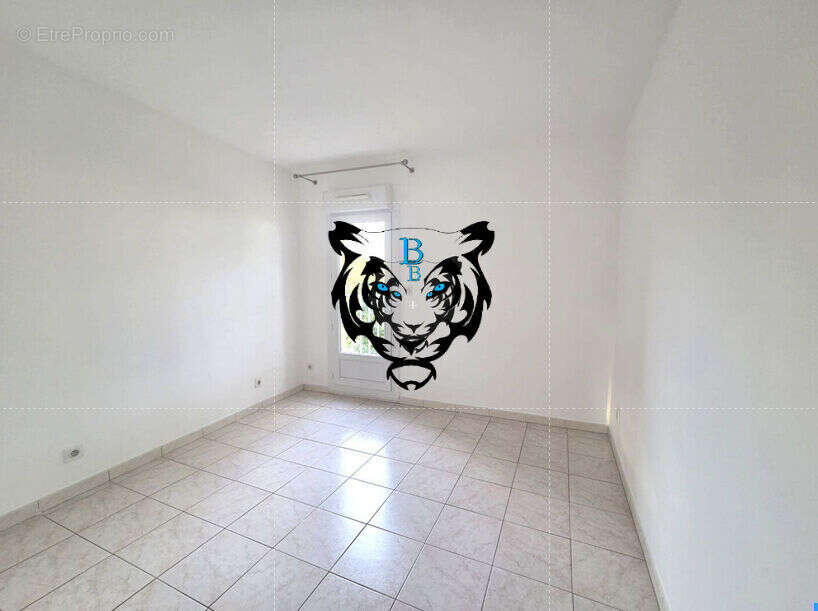 Appartement à LES ISSAMBRES