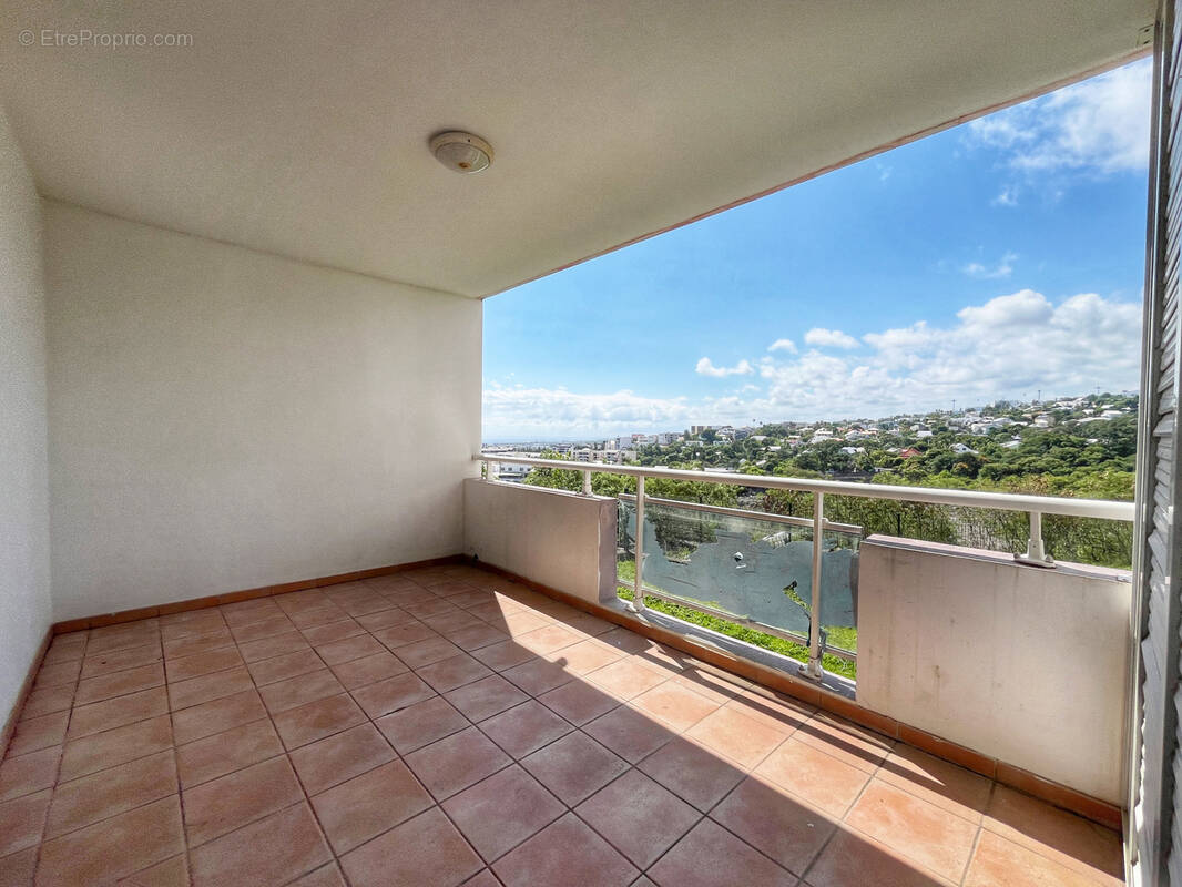 Appartement à SAINT-DENIS