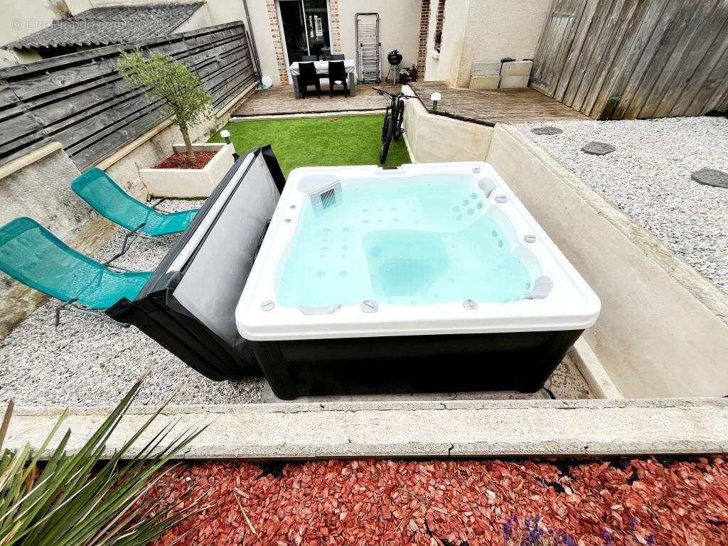 Coup de cœur : Fermette rénovée avec charme et modernité à 10 min de Sens - photo 17