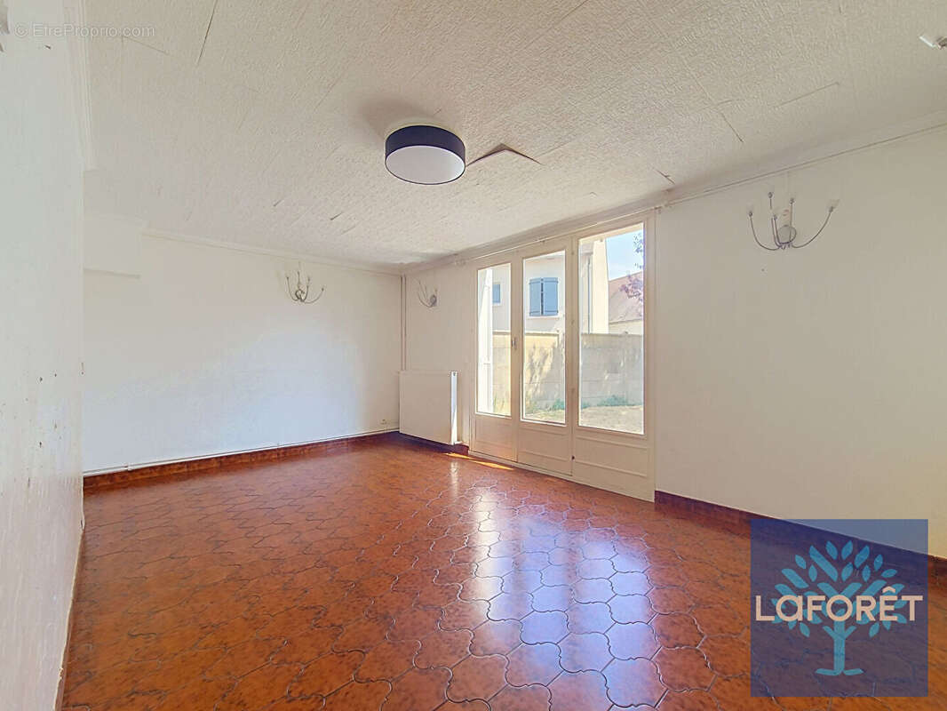 Etampes Saint Martin, maison familiale 4 chambres avec jardin et garage - photo 2