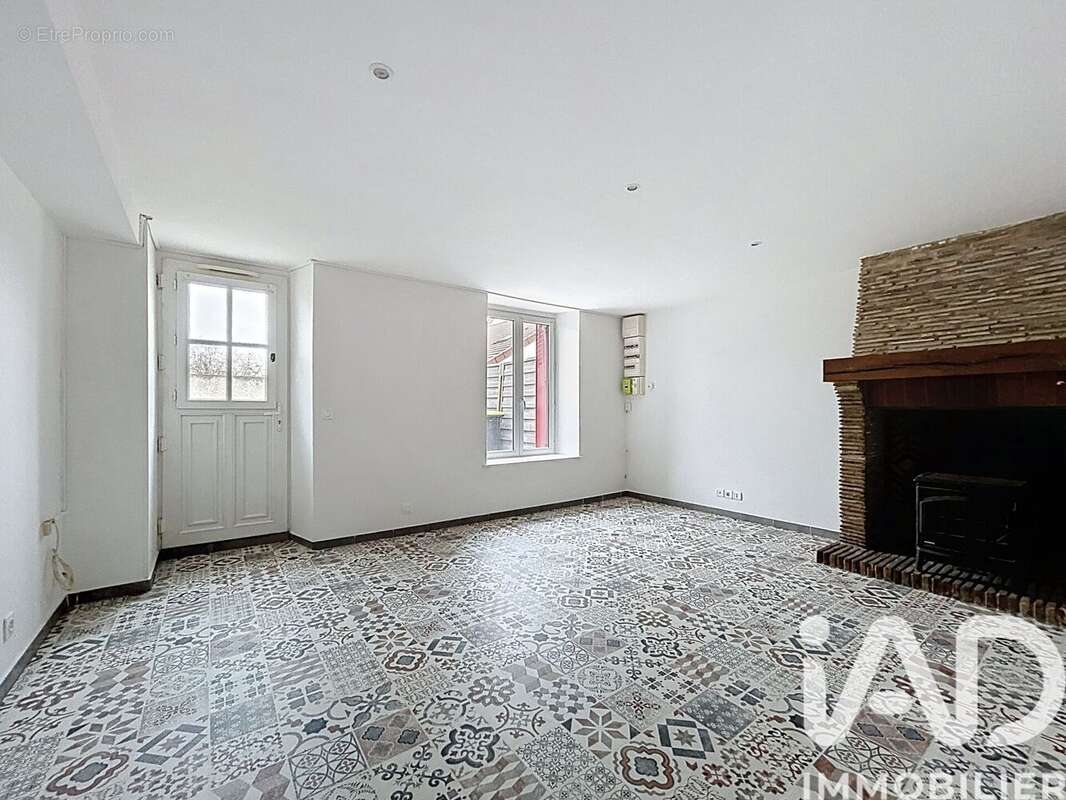 Photo 3 - Maison à DAMMARTIN-SUR-TIGEAUX