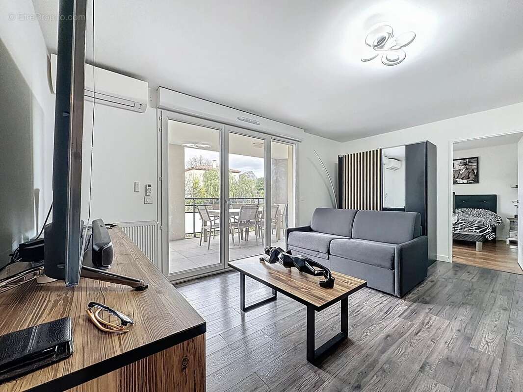 Appartement à VENCE