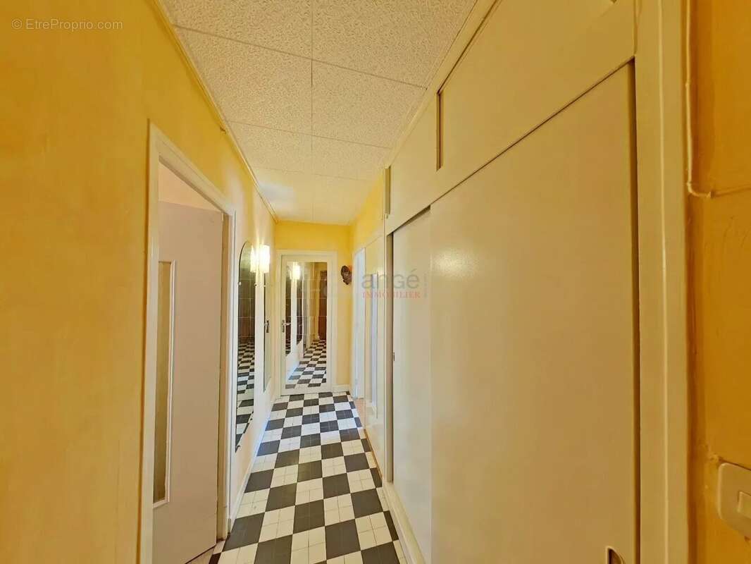 Appartement à VILLEURBANNE