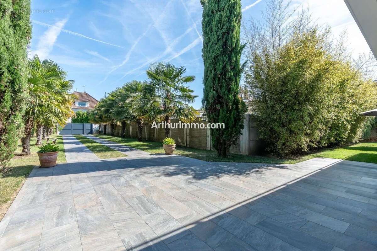 Maison à SUCY-EN-BRIE