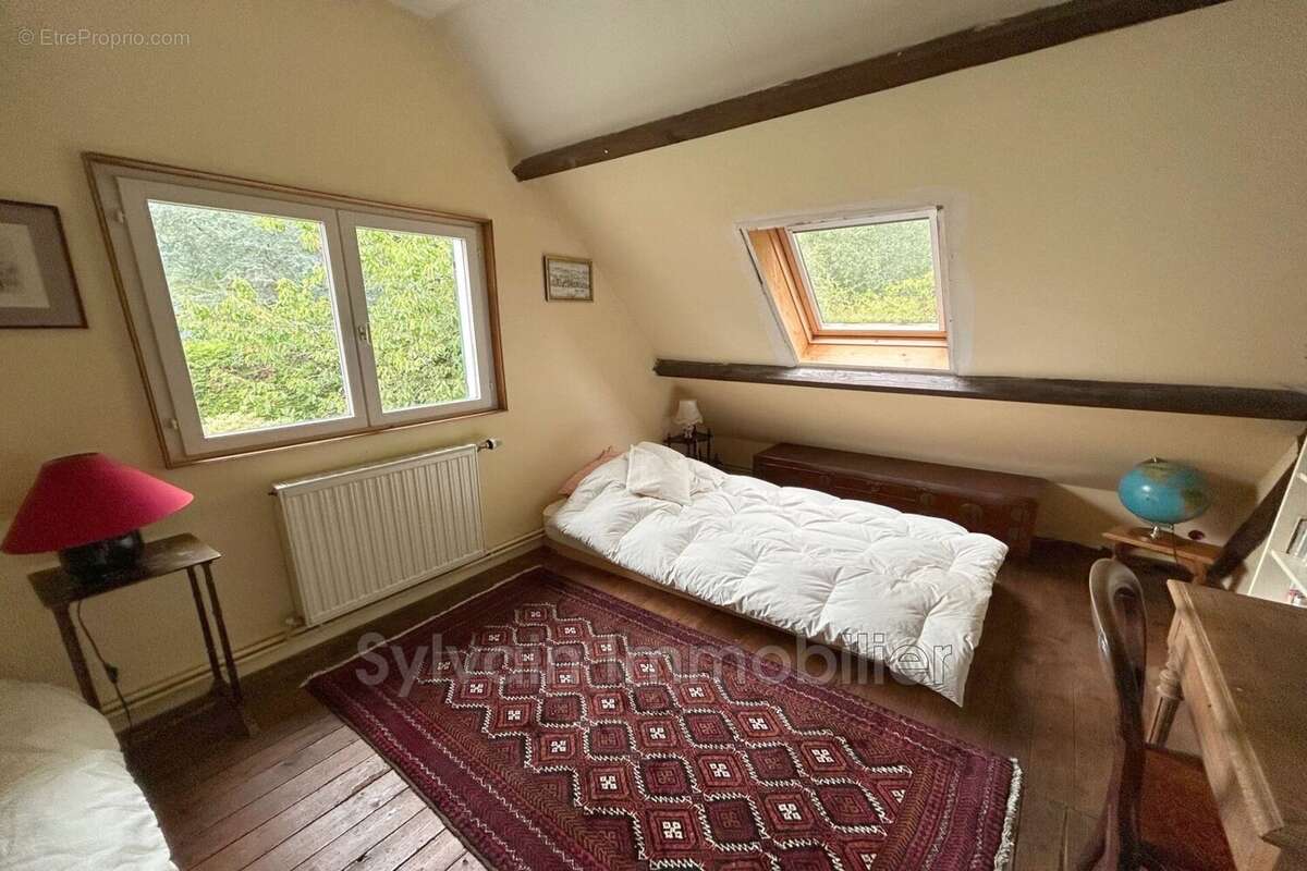 Maison à GRANDVILLIERS