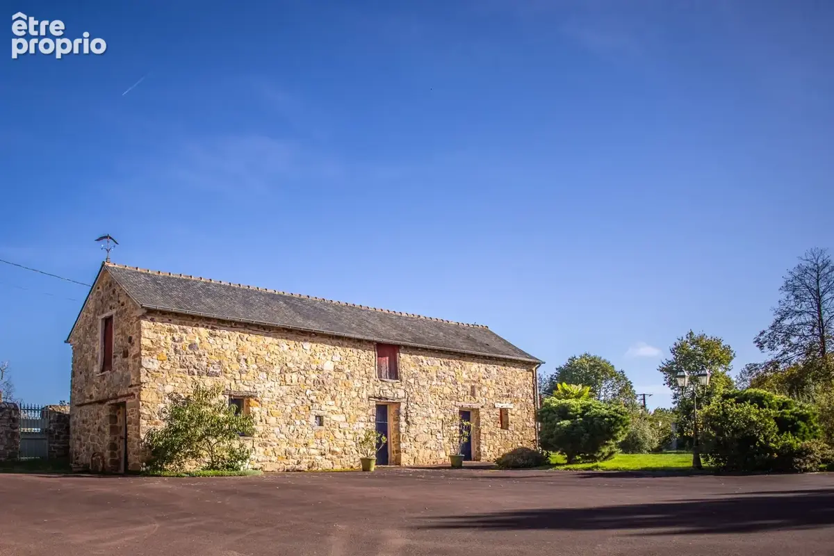 Dpt Ille et Vilaine (35), à vendre SAINT PERN propriete P6 de 228,5 m² - Terrain de 5 218,00 m² - photo 19
