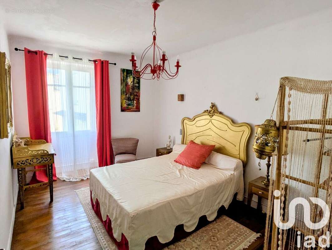 Maison 138 m² à Castelnau-Durban  - photo 4