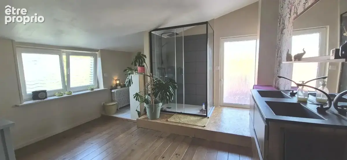 Entre ville et campagne/ Fermette/ 6 chambres/ garage et jardin - photo 12