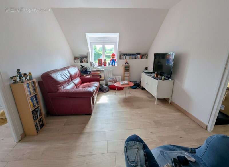 Maison à LOUVIGNE-DU-DESERT