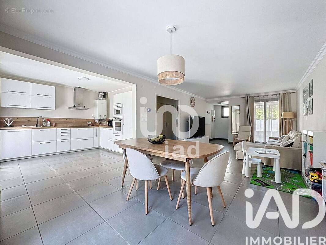 Photo 1 - Maison à ISTRES