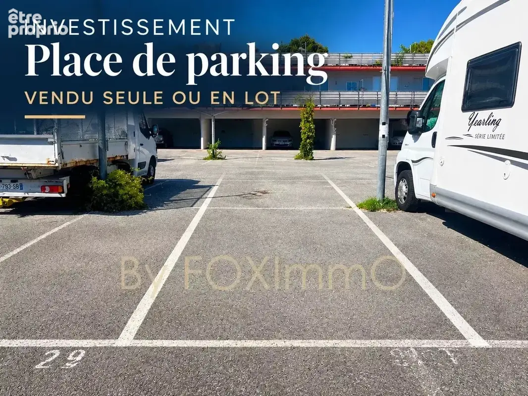Photo Parking à Valbonne au prix de 7 800€