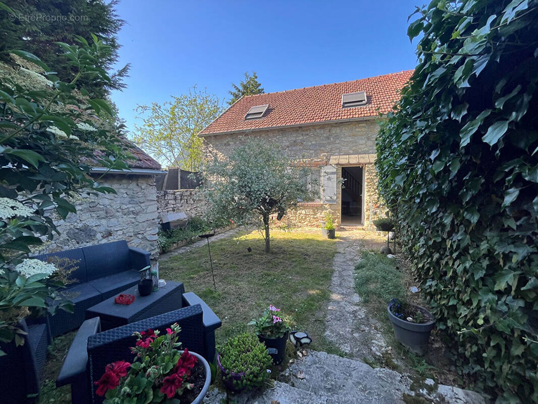 Maison à SENLIS