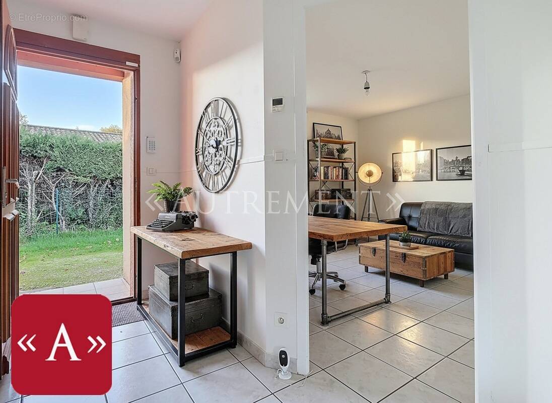 Maison à SAINT-SULPICE