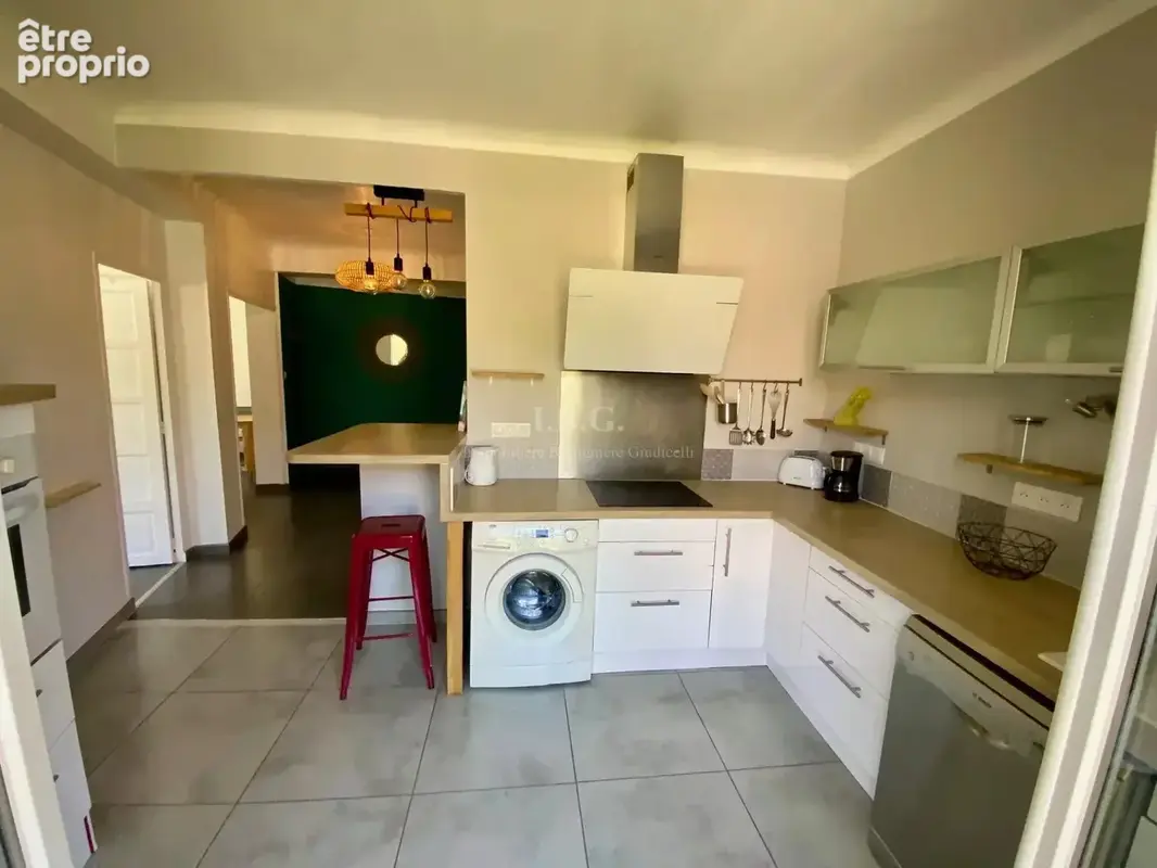 Marseille 8e - Périer : Appartement traversant au dernier étage, calme et sans vis-à-vis - photo 3