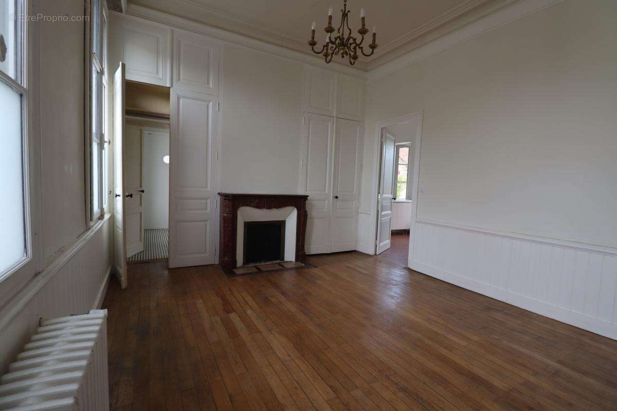 Maison à CLERE-LES-PINS