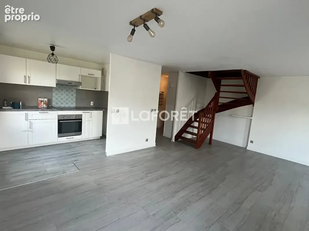 Appartement Bondy 4 pièce(s) 84 m2 - photo 3