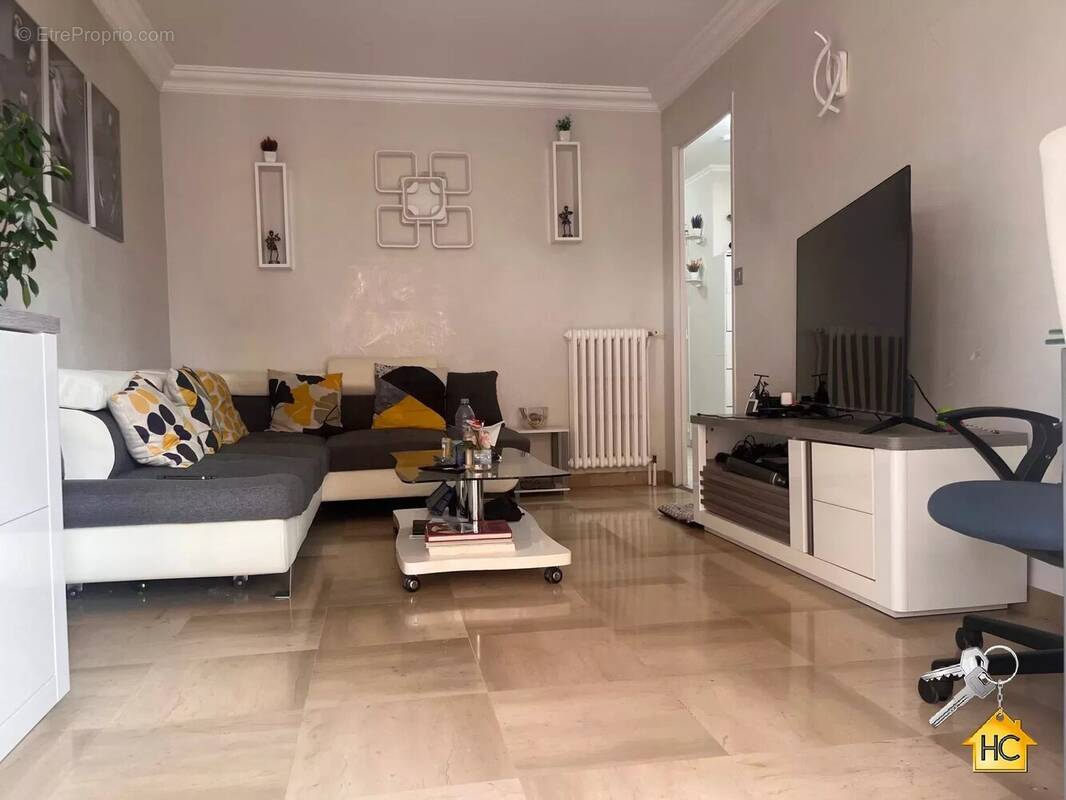 Appartement à LE CANNET