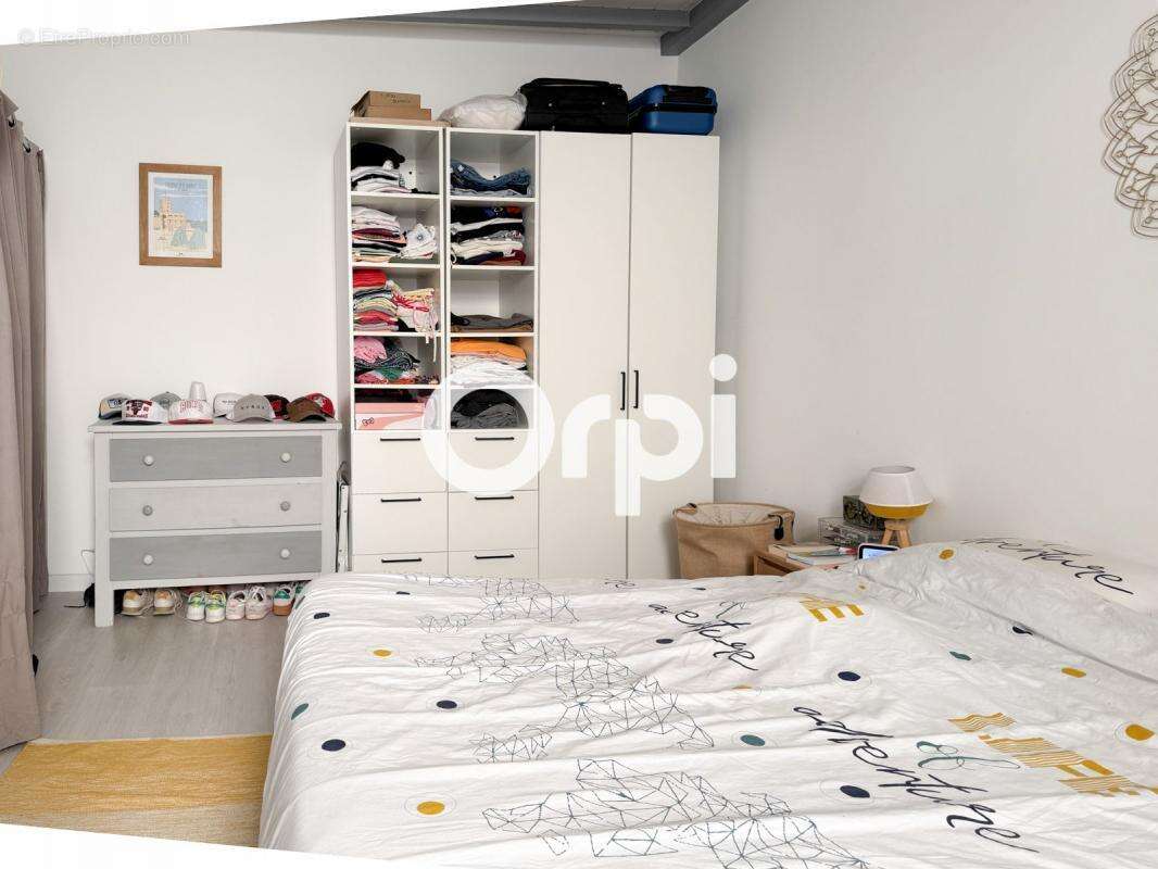 Appartement à FOURAS