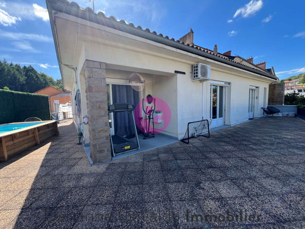 Appartement à DECAZEVILLE