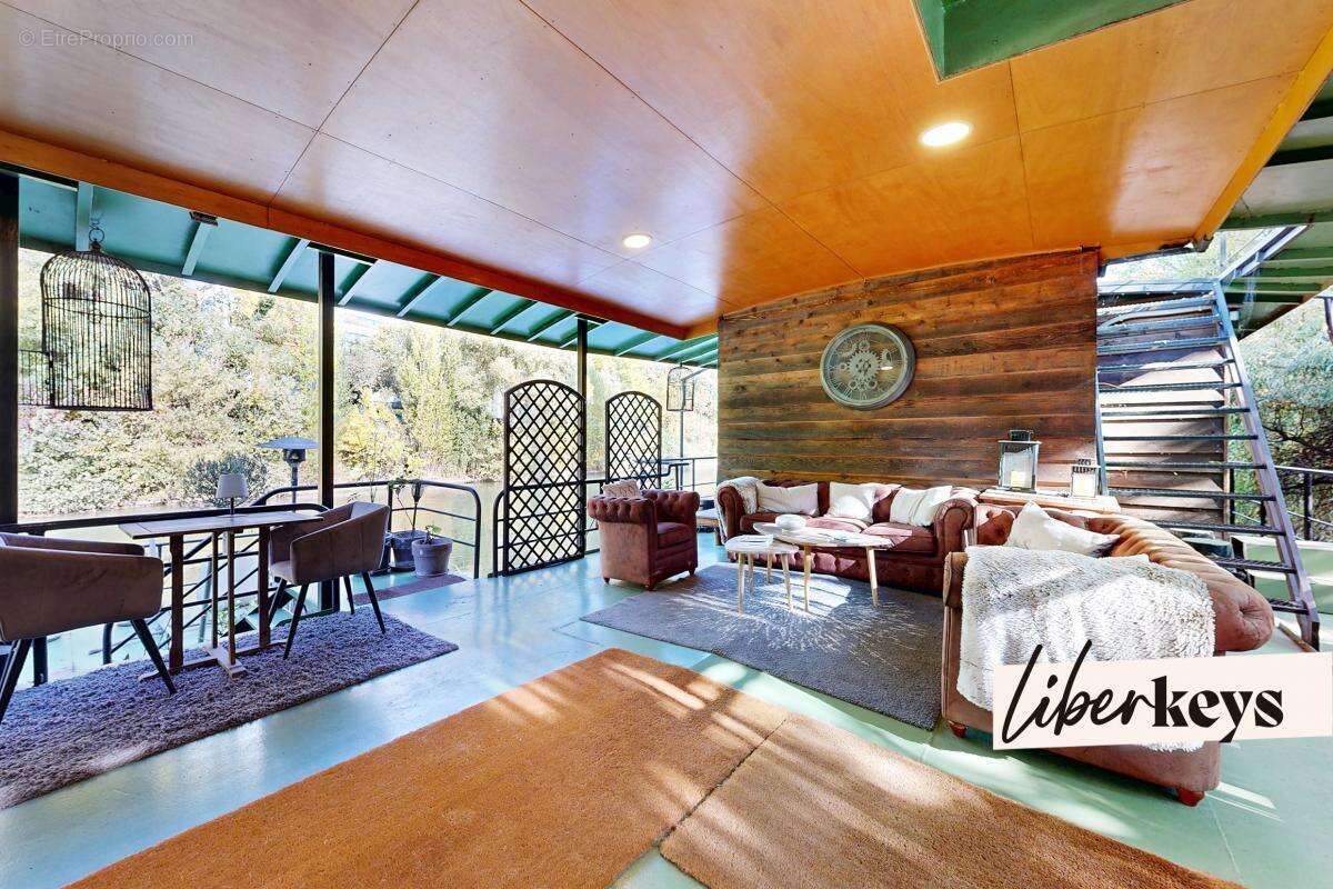 Maison à NEUILLY-SUR-SEINE