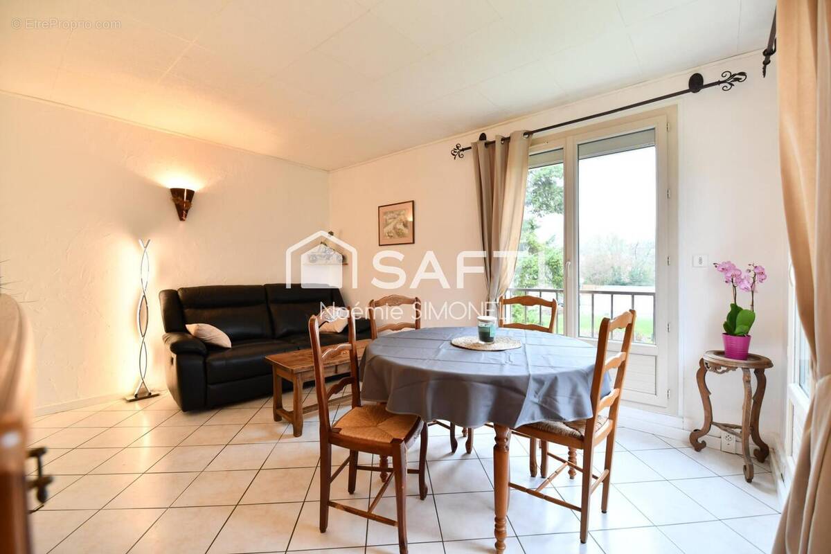 Photo 1 - Appartement à CHILLY-MAZARIN
