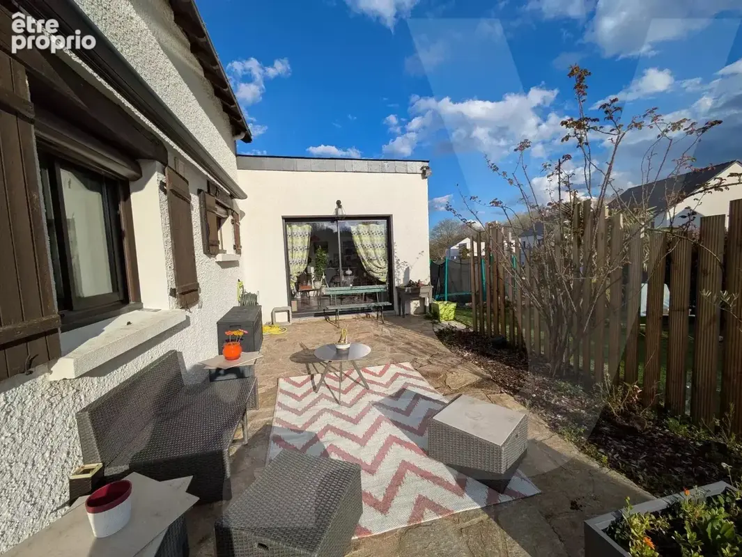 Treillières – maison familiale de charme – 5 chambres – 191 m² habitables – jardin paysagé de 702 m² - photo 4