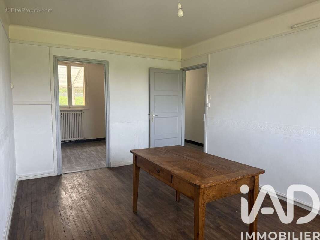 Maison 95 m² à Lafeuillade-En-Vezie  - photo 7