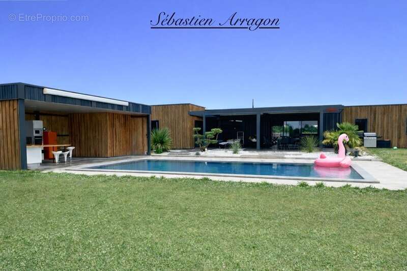 Villa contemporaine d’architecte avec piscine Art de vivre à la campagne, en Lot-et-Garonne- GRANGES SUR LOT (47) - photo 2