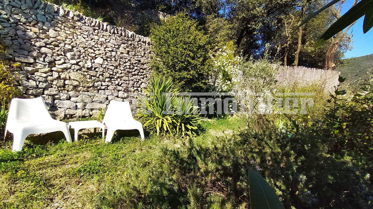 Appartement à NYONS