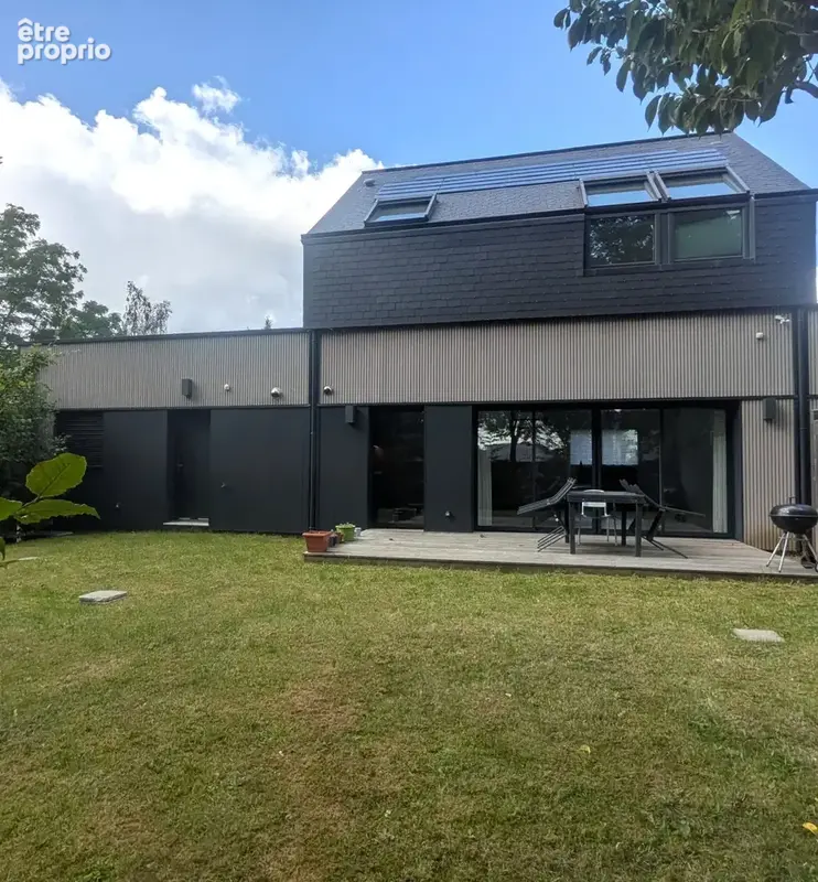 Maison contemporaine de 2022 à vendre à Val-de-Reuil
