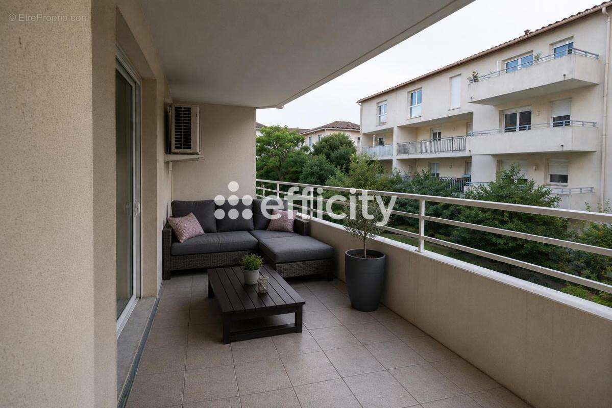Appartement à MARSEILLE-15E