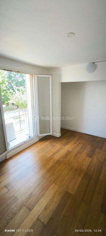 Appartement 4 pièces de 80 m² Noisy-le-Grand Secteur Noisy Champs - photo 15