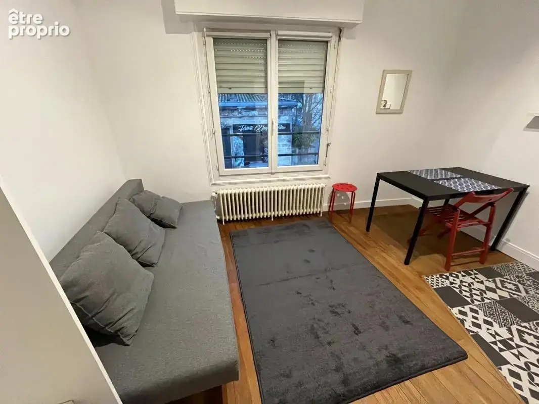 Très bel ensemble immobilier avec jardin et piscine offrant une belle rentabilité locative: 2 maisons non mitoyennes et un immeu - photo 15