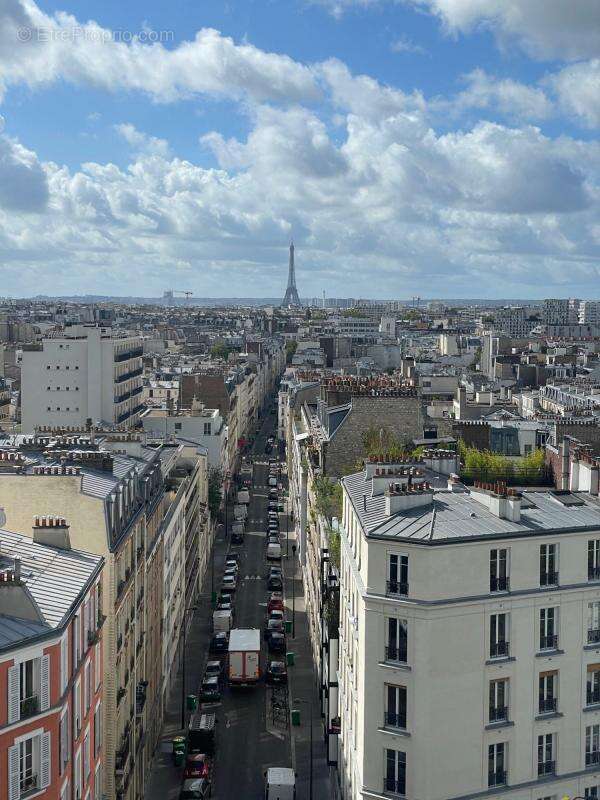 Appartement à PARIS-17E
