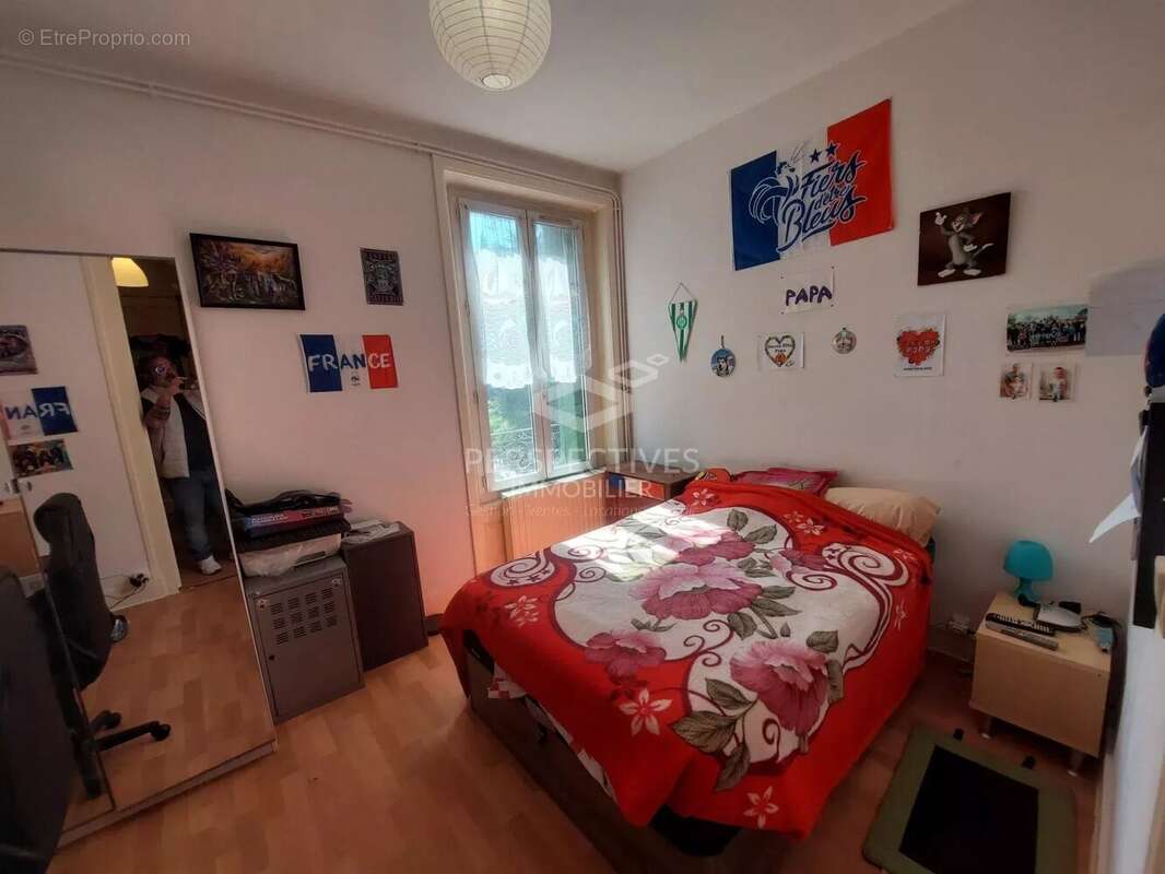 Appartement à SAINT-ETIENNE