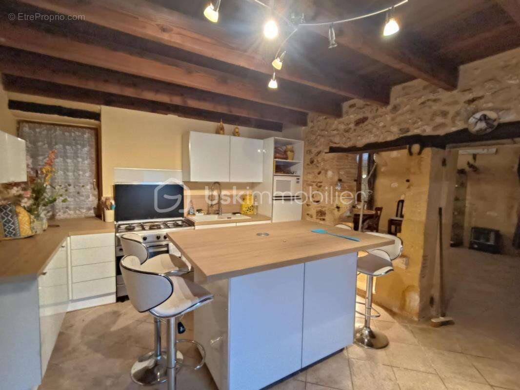 Maison à MONPAZIER