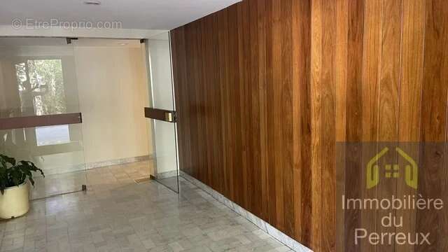 Appartement à LE PERREUX-SUR-MARNE