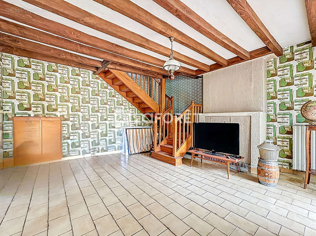 Maison à DOUE-LA-FONTAINE