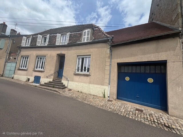Maison à AUTUN