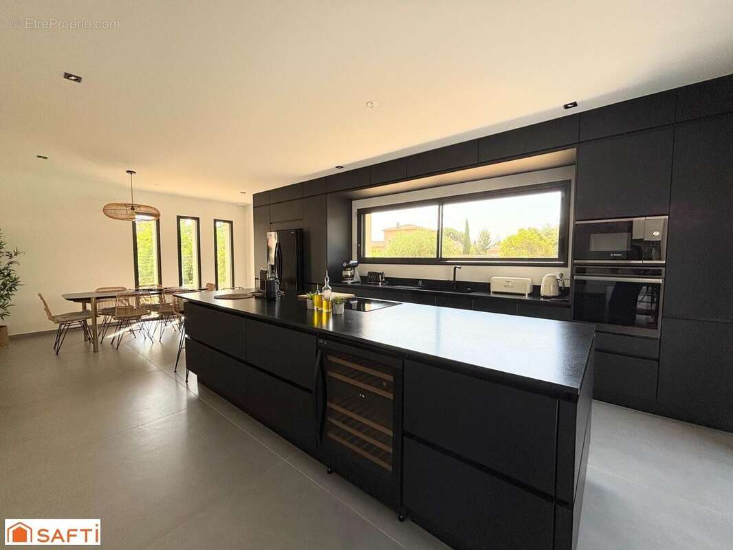 Photo 5 - Maison à LE PONTET
