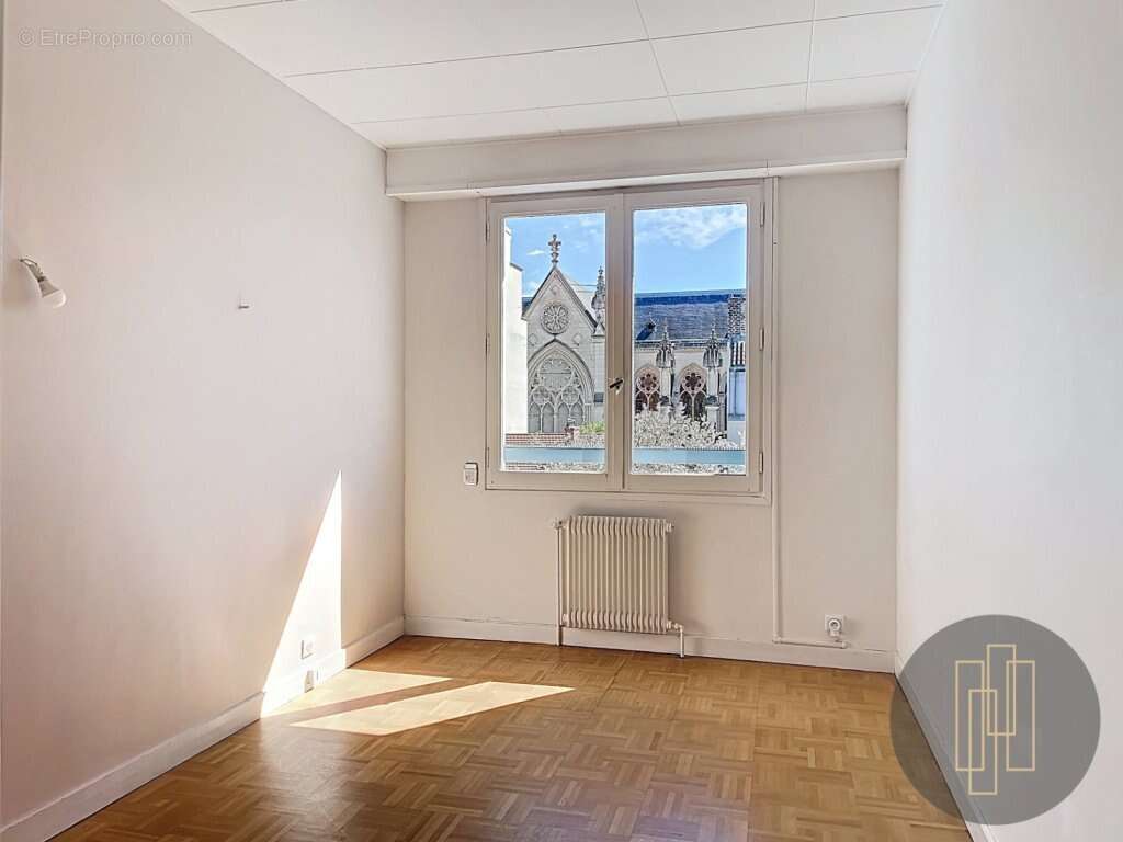 Appartement à LYON-6E