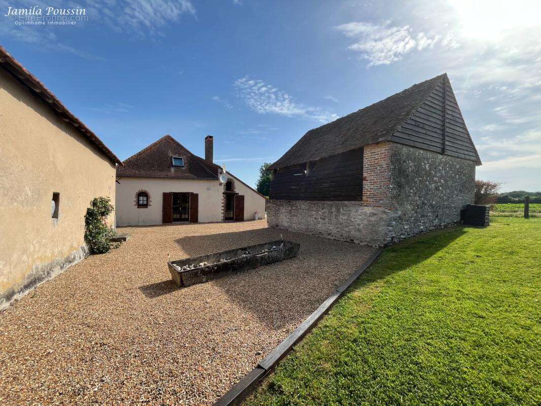 Maison de Campagne (137 m2 - 7 pièces) NOYANT-VILLAGES (49) - photo 12