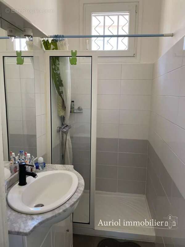 Maison à SAINT-ZACHARIE