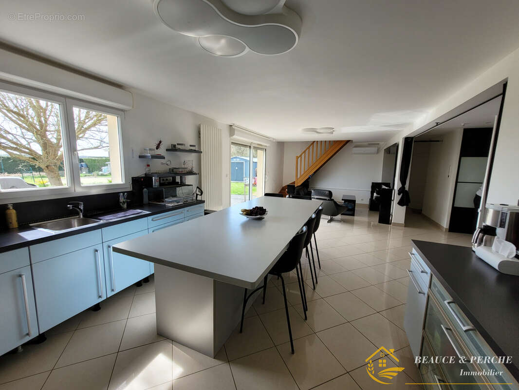 Maison à ILLIERS-COMBRAY