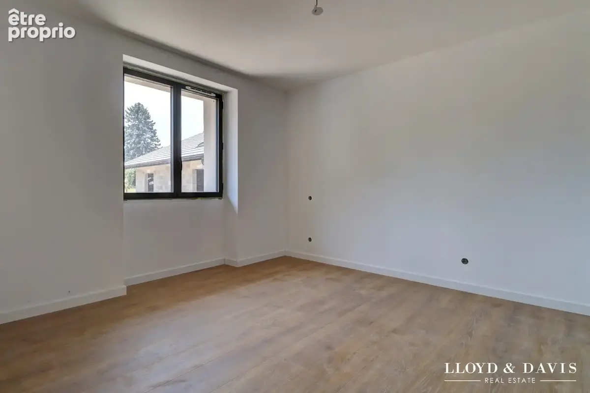 Appartement 4 pièces 82 m² à vendre à Challes-Les-Eaux (73190) - photo 8